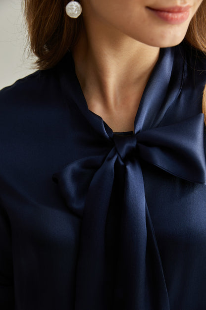 Silk shirt with ribbons to tie