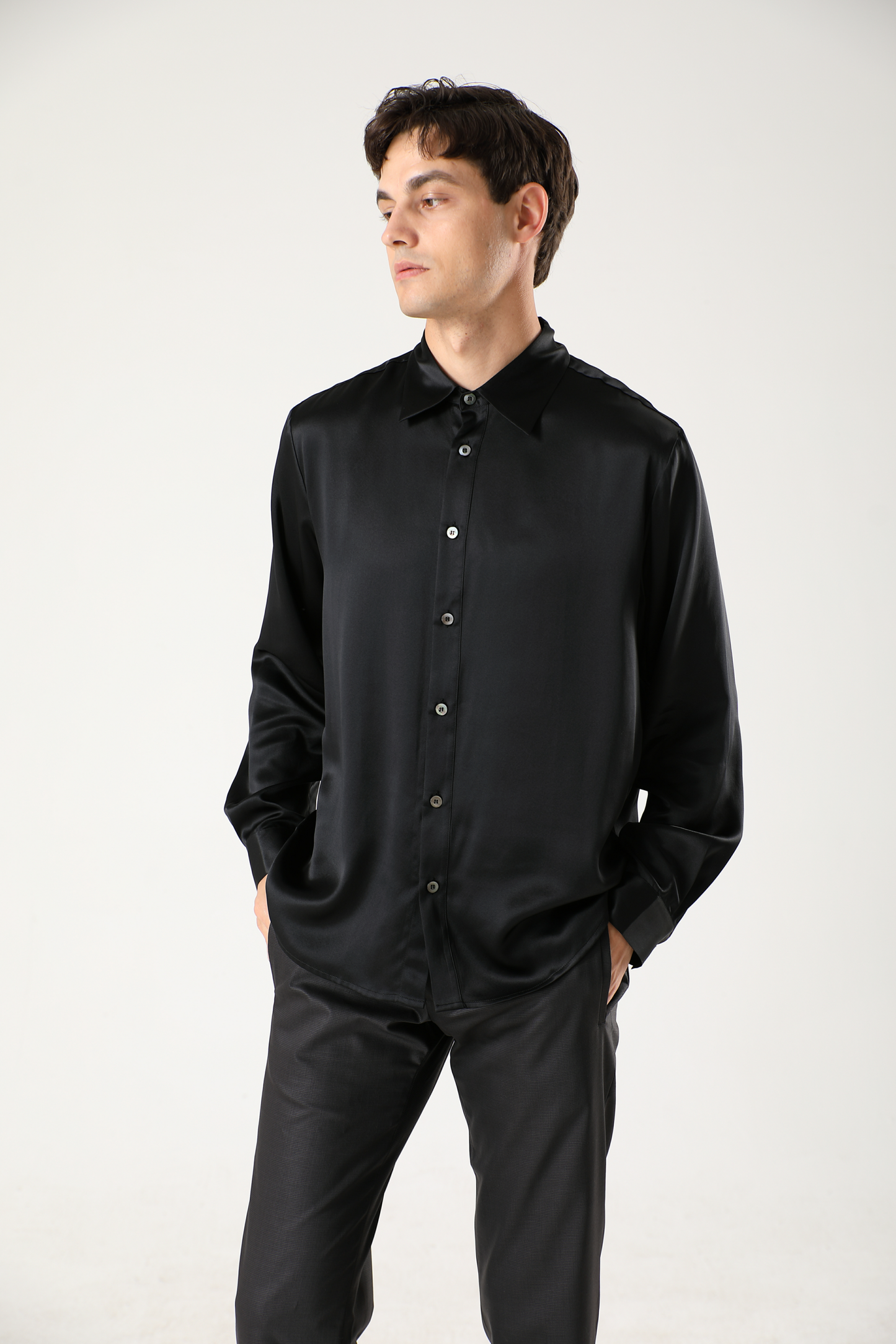 Men's silk shirt with kent collar