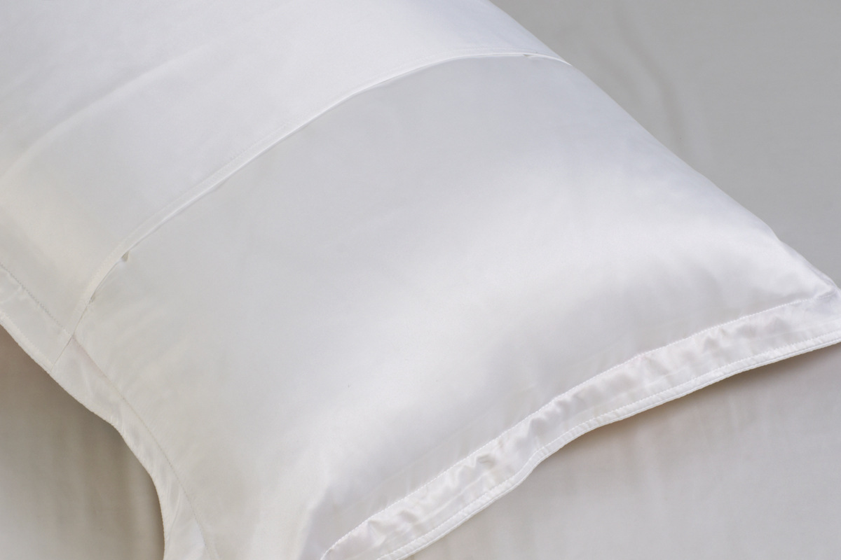 Rectangular Single Side Printed Silk Pillowcase