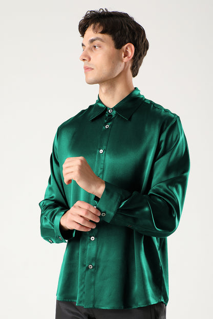 Silkeskjorte for menn med kentkrage