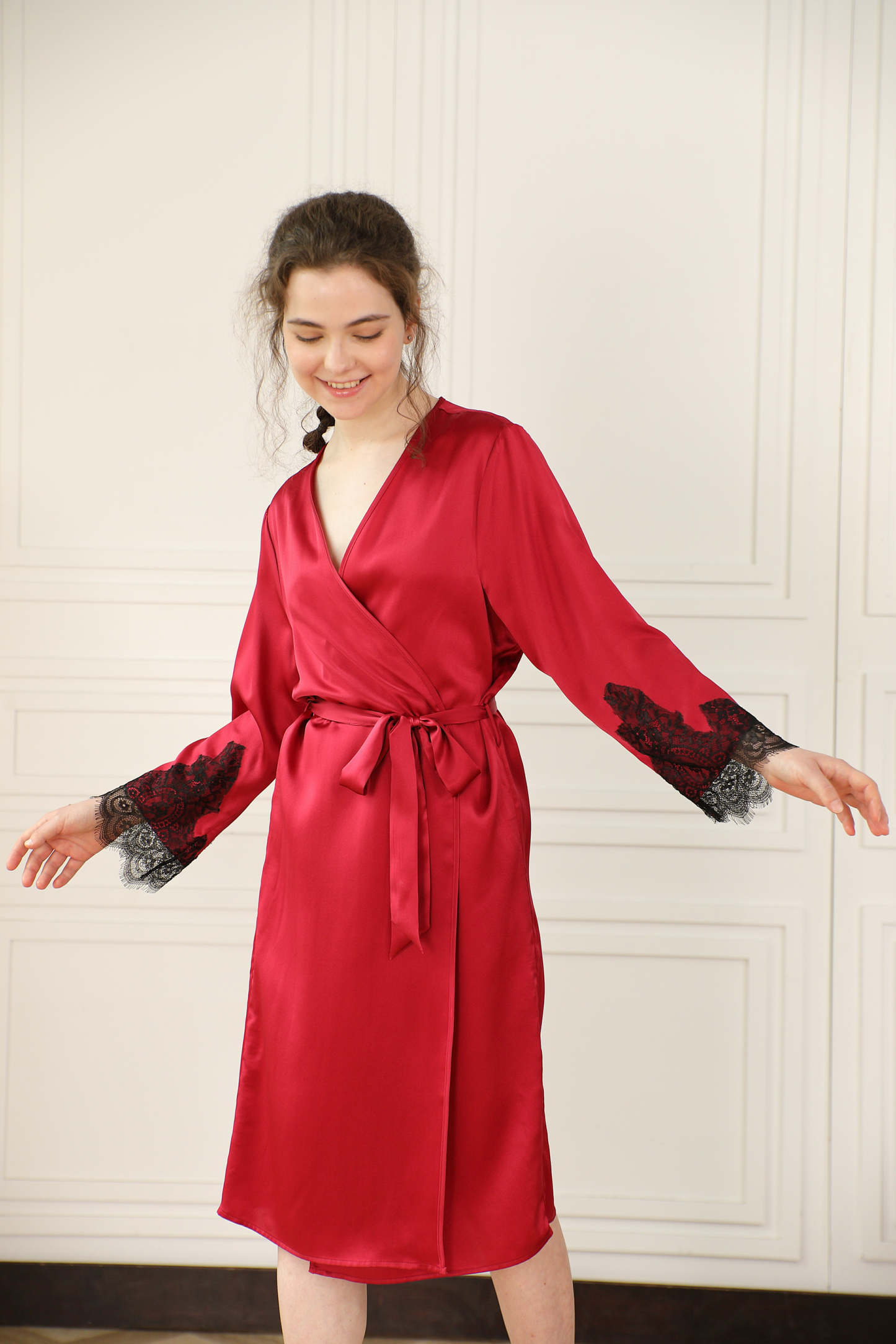 women's mid-length silk and lace dressing gown